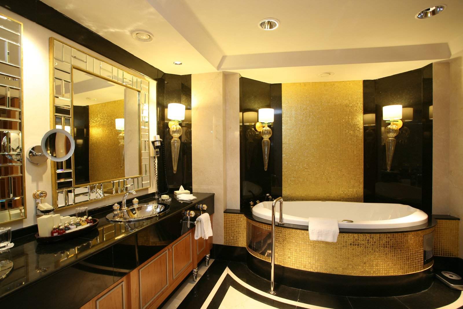 łazienka w złocie