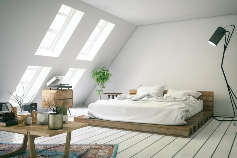 Jak stworzyć idealną sypialnię na poddaszu?